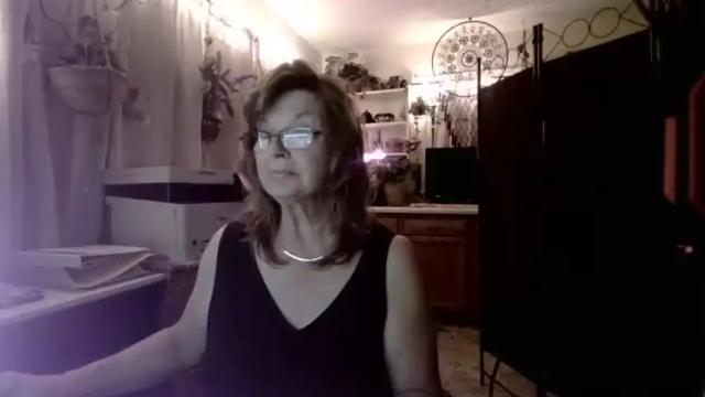Image 2 of mzdevilicious Stream on Chaturbate on 18 months ago