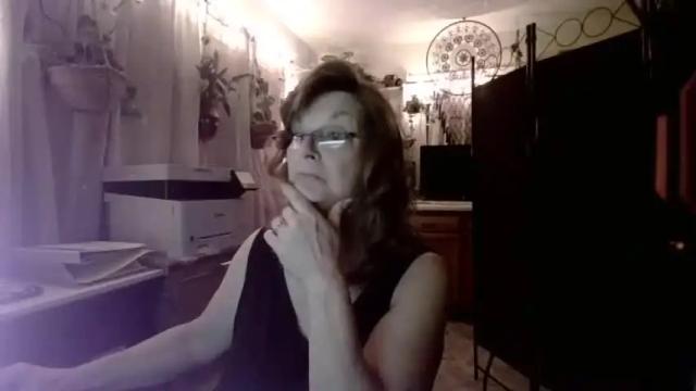 Image 3 of mzdevilicious Stream on Chaturbate on 18 months ago