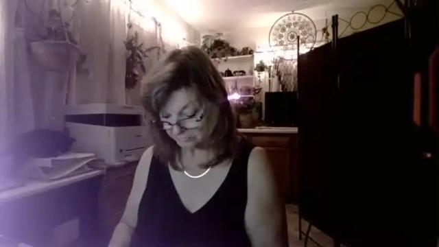 Image 6 of mzdevilicious Stream on Chaturbate on 18 months ago