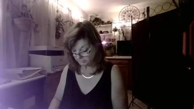 Image 7 of mzdevilicious Stream on Chaturbate on 18 months ago