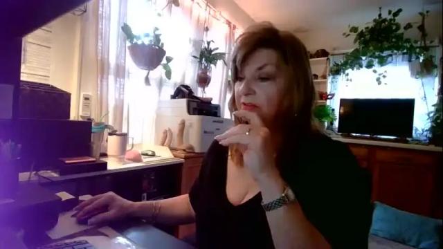 Image 4 of mzdevilicious Stream on Chaturbate on 16 months ago