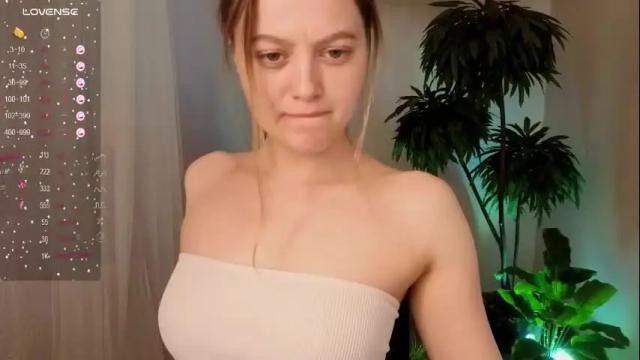 Image 2 of n0_nude Stream on Chaturbate on 5 months ago