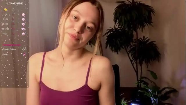 Image 2 of n0_nude Stream on Chaturbate on 4 months ago