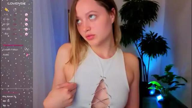 Image 12 of n0_nude Stream on Chaturbate on 2 months ago