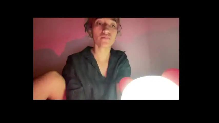 n3fertiti Chaturbate