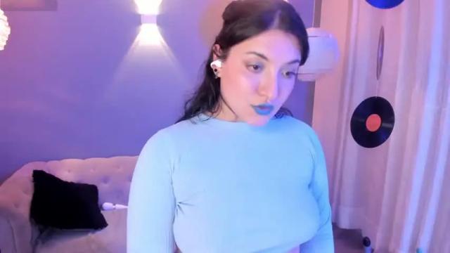 Image 8 of n_u_r_y Stream on Chaturbate on 25 months ago