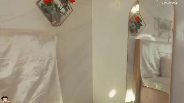 Image 2 of naamah_b Stream on Chaturbate on 2 months ago