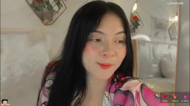 Image 6 of naamah_b Stream on Chaturbate on 2 months ago