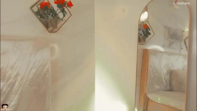 Image 2 of naamah_b Stream on Chaturbate on 1 month ago