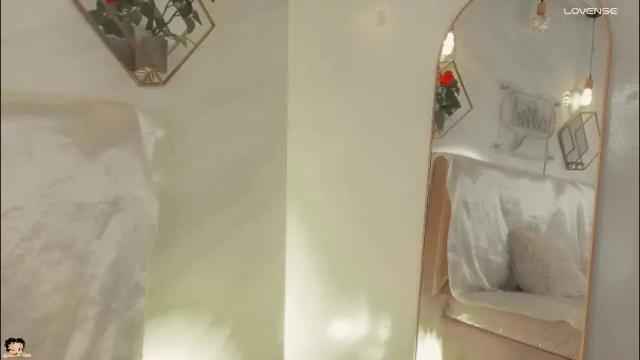 Image 8 of naamah_b Stream on Chaturbate on 1 month ago