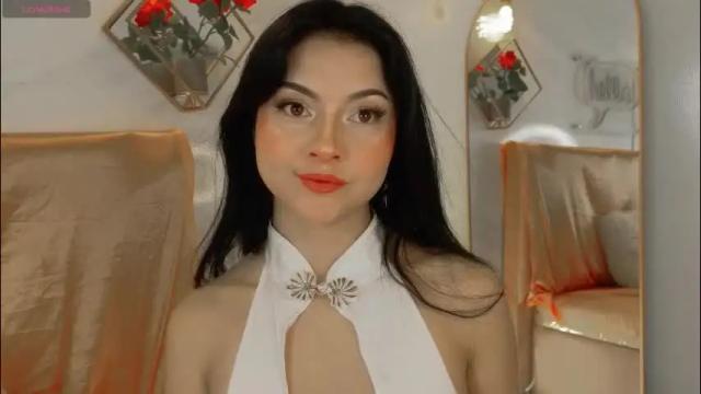 Image 3 of naamah_b Stream on Chaturbate on 1 month ago