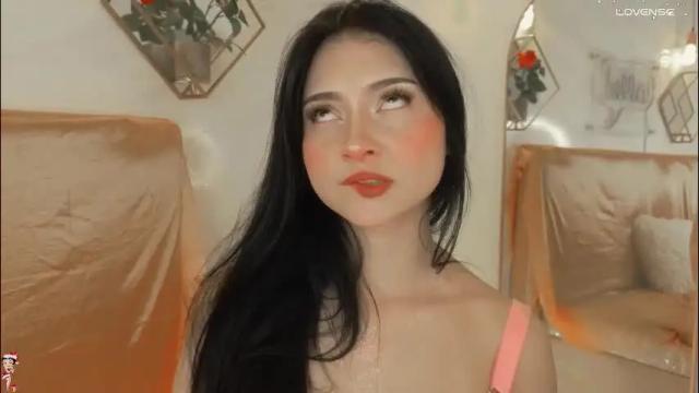 Image 7 of naamah_b Stream on Chaturbate on 1 month ago