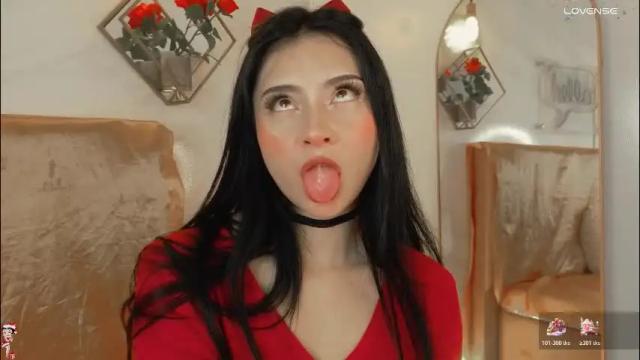 Image 2 of naamah_b Stream on Chaturbate on 1 month ago