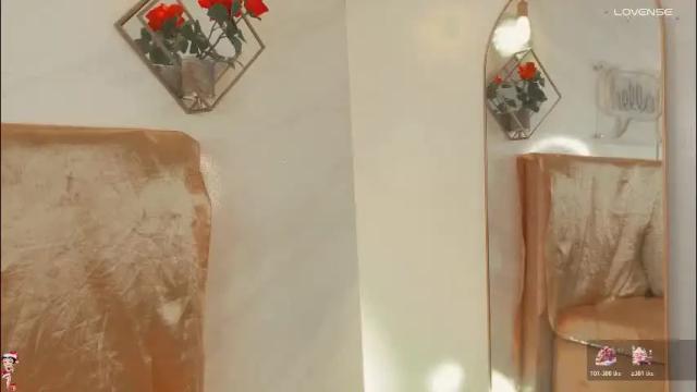 Image 8 of naamah_b Stream on Chaturbate on 1 month ago