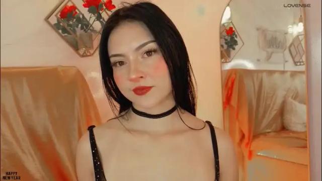 Image 4 of naamah_b Stream on Chaturbate on 15 days ago