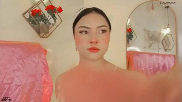 Image 4 of naamah_b Stream on Chaturbate on 7 days ago