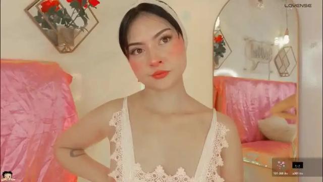 Image 6 of naamah_b Stream on Chaturbate on 7 days ago