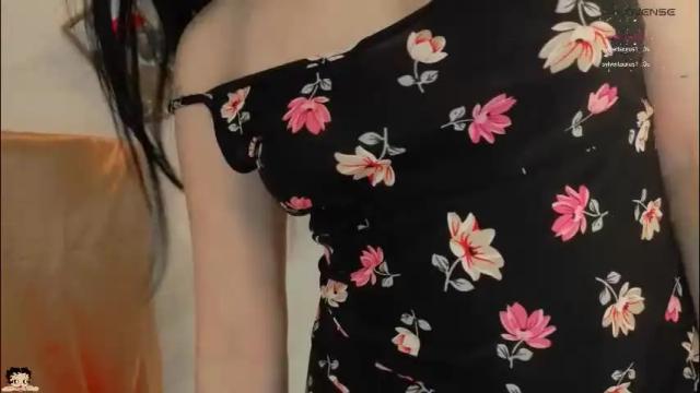 Image 4 of naamah_b Stream on Chaturbate on 3 days ago