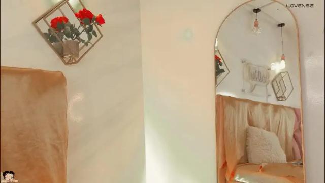 Image 4 of naamah_b Stream on Chaturbate on 1 day ago