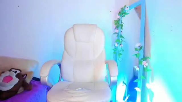 Image 10 of naaoomi Stream on Chaturbate on 14 months ago