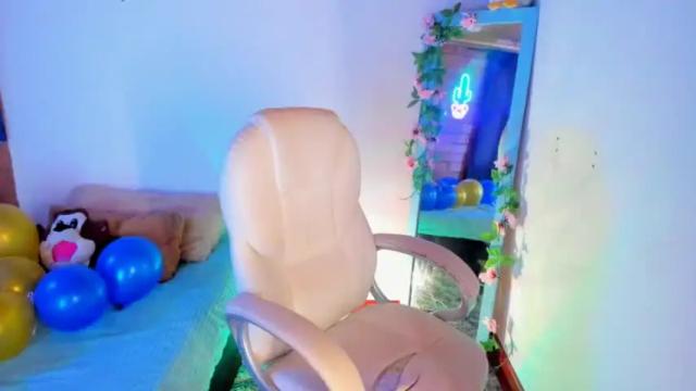 Image 2 of naaoomi Stream on Chaturbate on 13 months ago