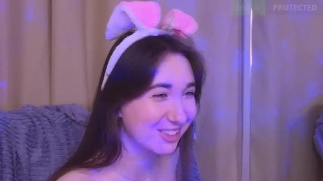 Image 3 of nabi_kiota Stream on Chaturbate on 13 months ago