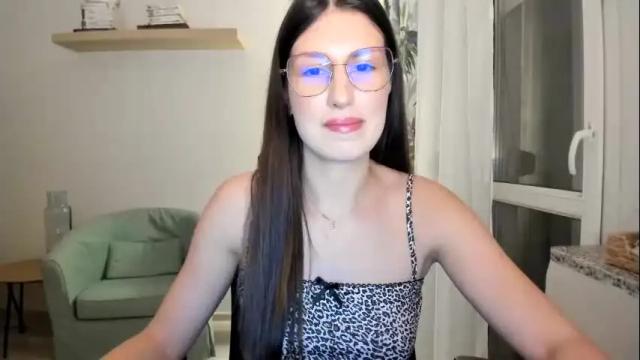 Image 3 of nadiaa06 Stream on Chaturbate on 1 month ago