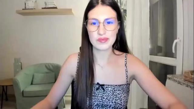 Image 4 of nadiaa06 Stream on Chaturbate on 1 month ago