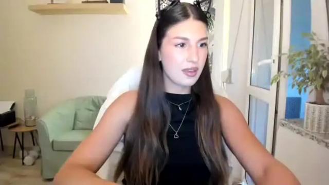 Image 7 of nadiaa06 Stream on Chaturbate on 2 months ago