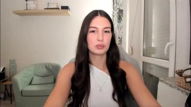 Image 3 of nadiaa06 Stream on Chaturbate on 4 days ago