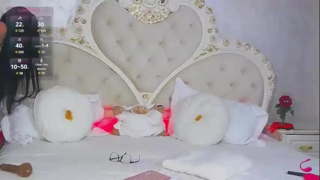 Image 4 of nadiasw33t Stream on Chaturbate on 11 days ago