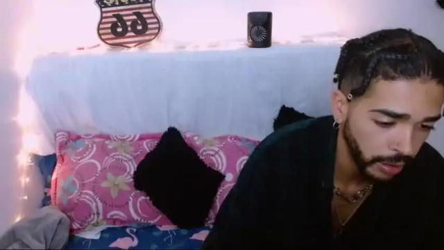 Image 12 of naduu__xx Stream on Chaturbate on 18 months ago