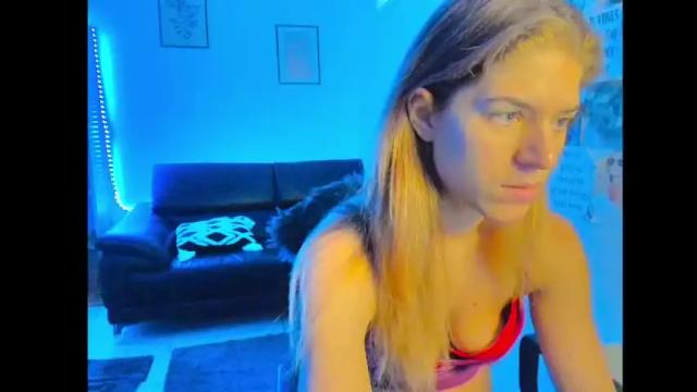 Image 3 of nadyanabakova18 Stream on Chaturbate on 18 months ago