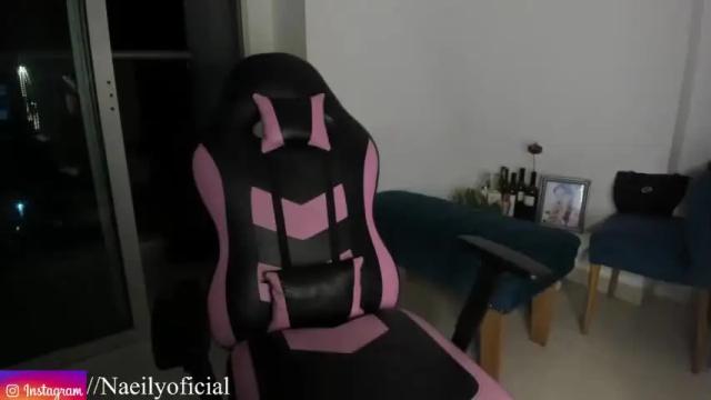 Image 2 of naeily_evans Stream on Chaturbate on 19 months ago