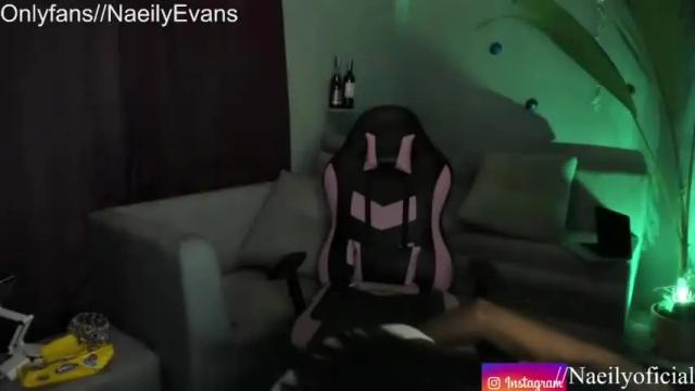 Image 12 of naeily_evans Stream on Chaturbate on 18 months ago