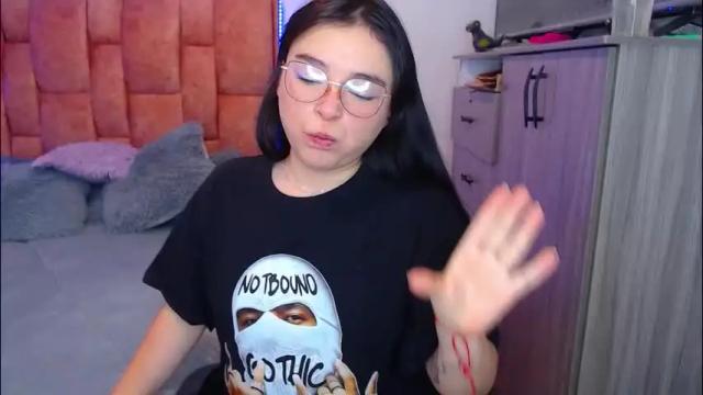 Image 11 of nahia__2 Stream on Chaturbate on 2 months ago