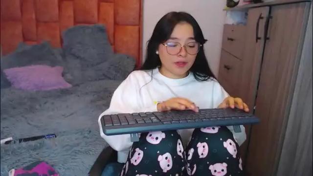 Image 11 of nahia__2 Stream on Chaturbate on 1 month ago