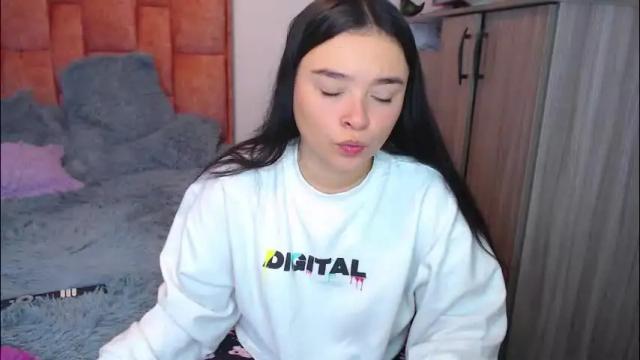 Image 4 of nahia__2 Stream on Chaturbate on 1 month ago
