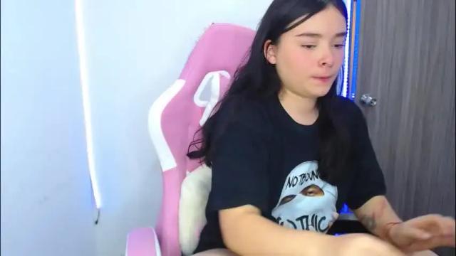 Image 4 of nahia__2 Stream on Chaturbate on 1 month ago