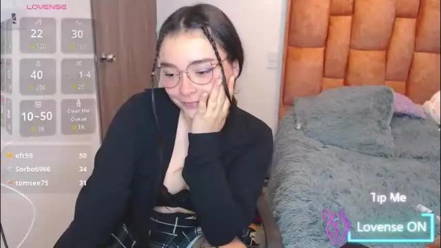Image 10 of nahia__2 Stream on Chaturbate on 16 days ago