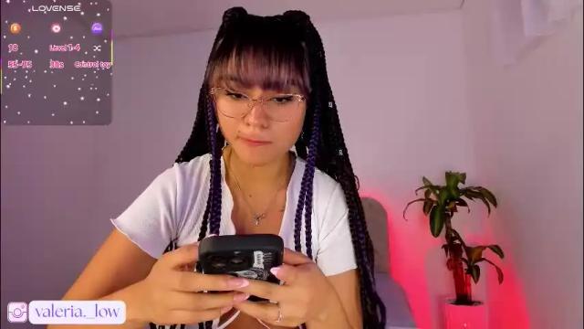 Image 3 of nahia_low Stream on Chaturbate on 3 months ago