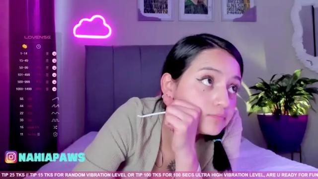 Image 3 of nahia_paws Stream on Chaturbate on 22 months ago