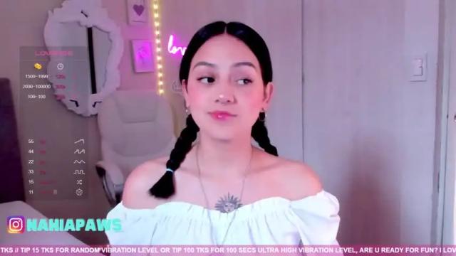 Image 11 of nahia_paws Stream on Chaturbate on 21 months ago