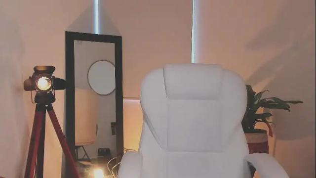 Image 6 of nahiapaws Stream on Chaturbate on 3 months ago