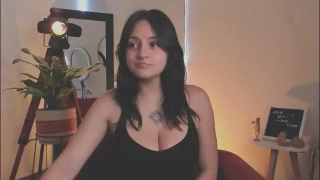 Thumbnail 1, nahiapaws's Stream at Chaturbate, 2 months ago