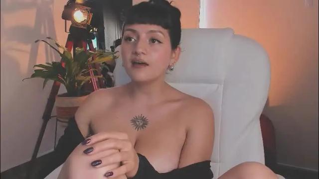 Image 11 of nahiapaws Stream on Chaturbate on 1 month ago