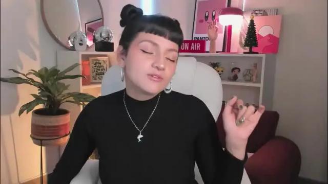 Image 2 of nahiapaws Stream on Chaturbate on 13 days ago