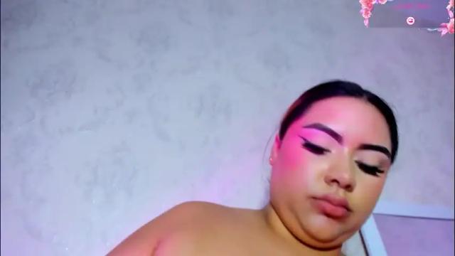 Image 4 of nahiara_lee_ Stream on Chaturbate on 13 days ago