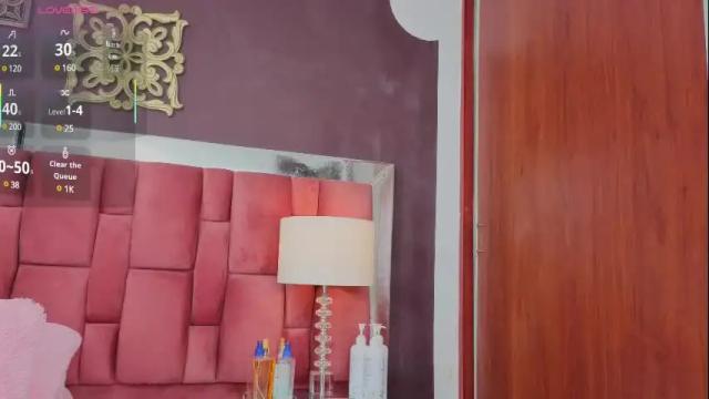 Image 10 of nahiarareina Stream on Chaturbate on 3 days ago