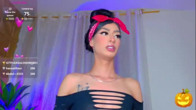 Image 11 of nahiavictoria Stream on Chaturbate on 25 days ago
